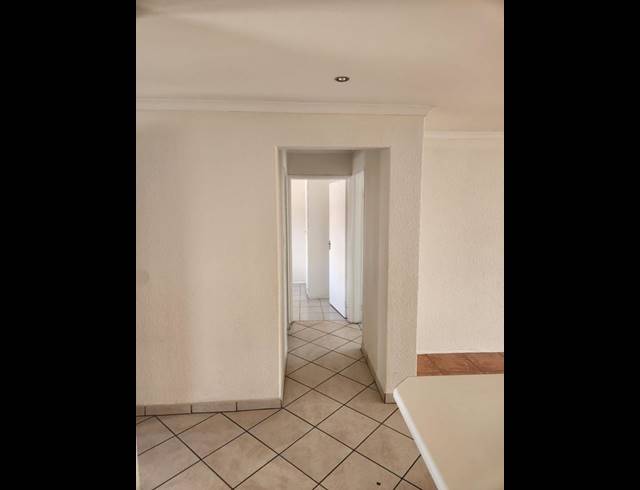 2 BEDROOM APARTMENT FOR SALE IN FLORIDA